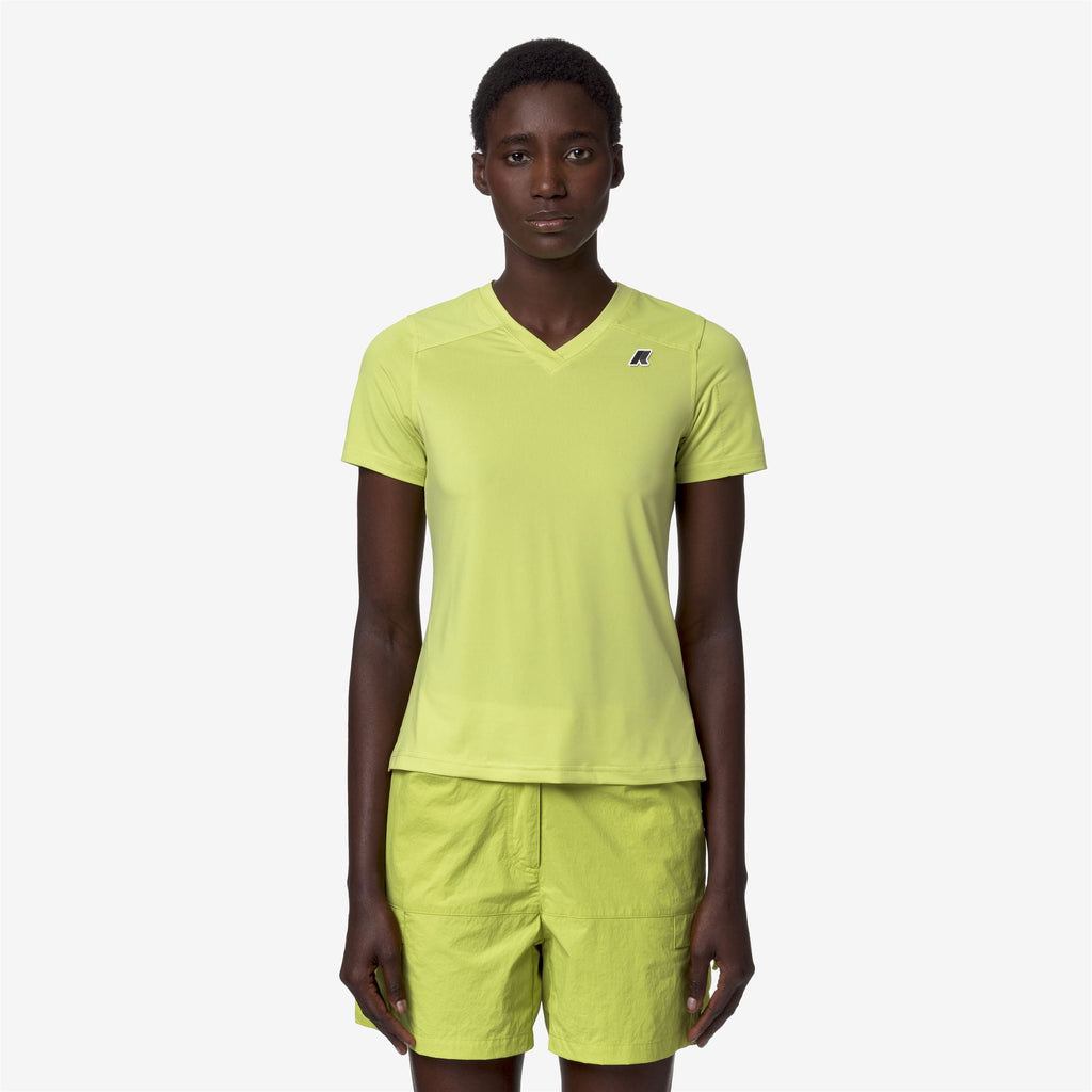 T-Shirts & Top_Woman_GANNAT_T-Shirt_Green Celery - Commercial 4