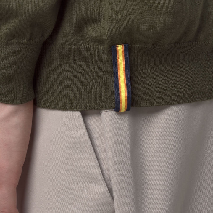 Maglione pullover in lana merino verde da uomo 2