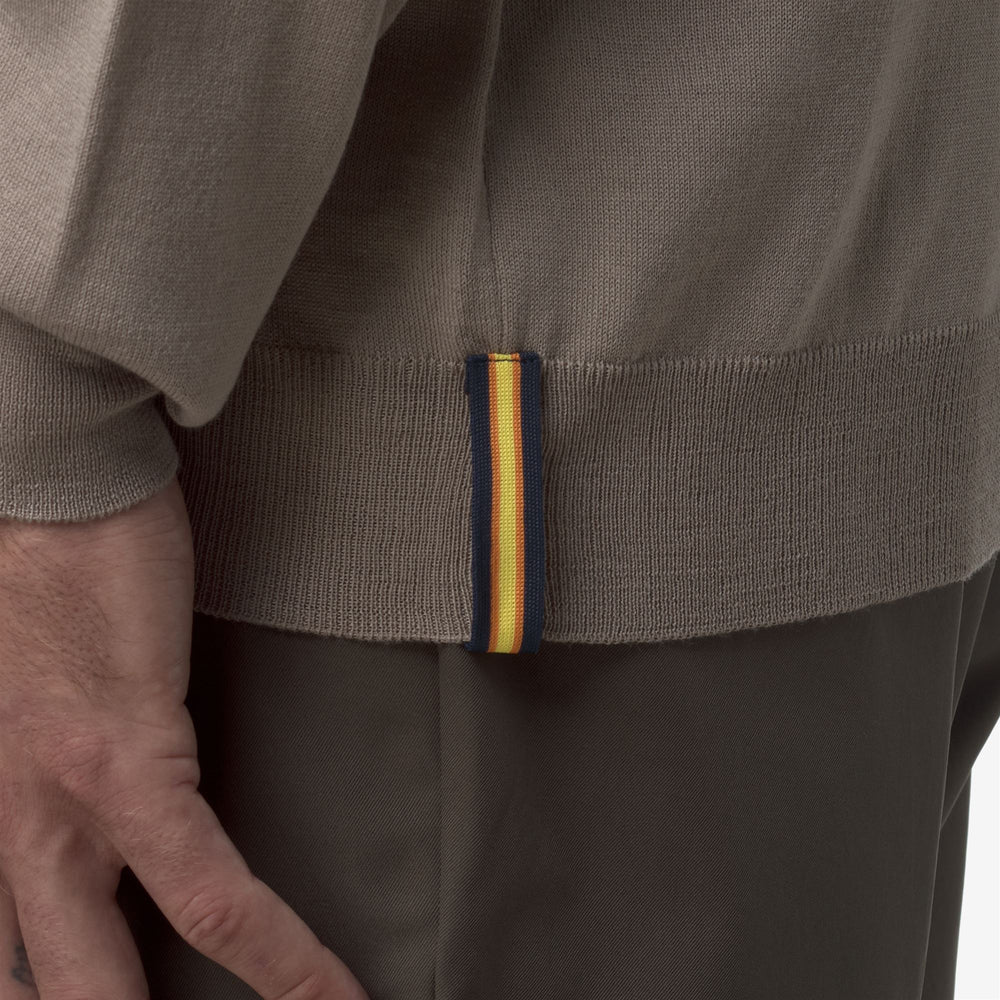 Beige men's Merino wool pullover sweater with polo collar 02