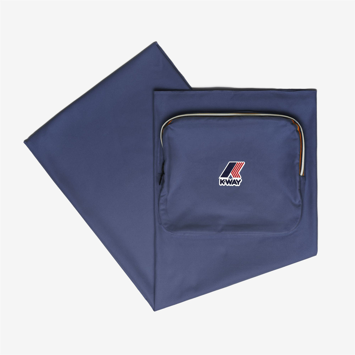 Towels_Unisex_LE VRAI GILLIE_Towel_Blue Indigo - Commercial 1