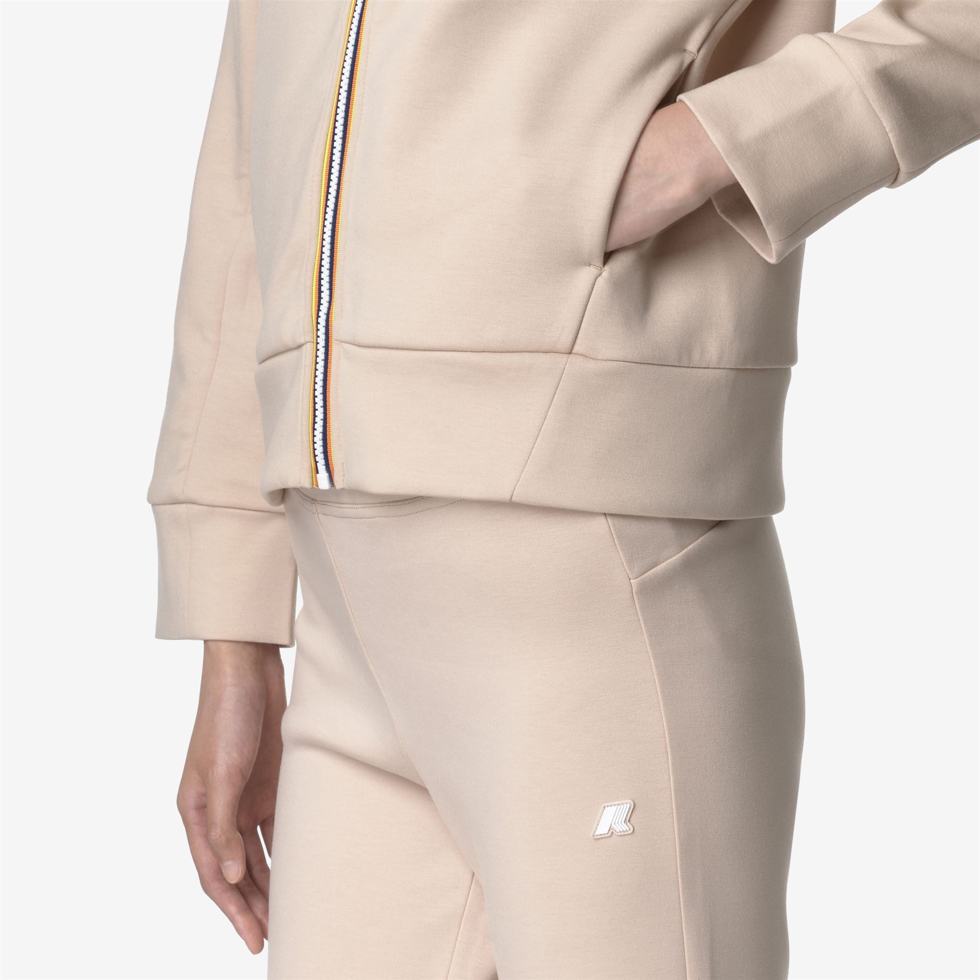 Fleece_WOMAN_DIVINE LIGHT SPACER_Jacket_Pink Tint - Commercial 7