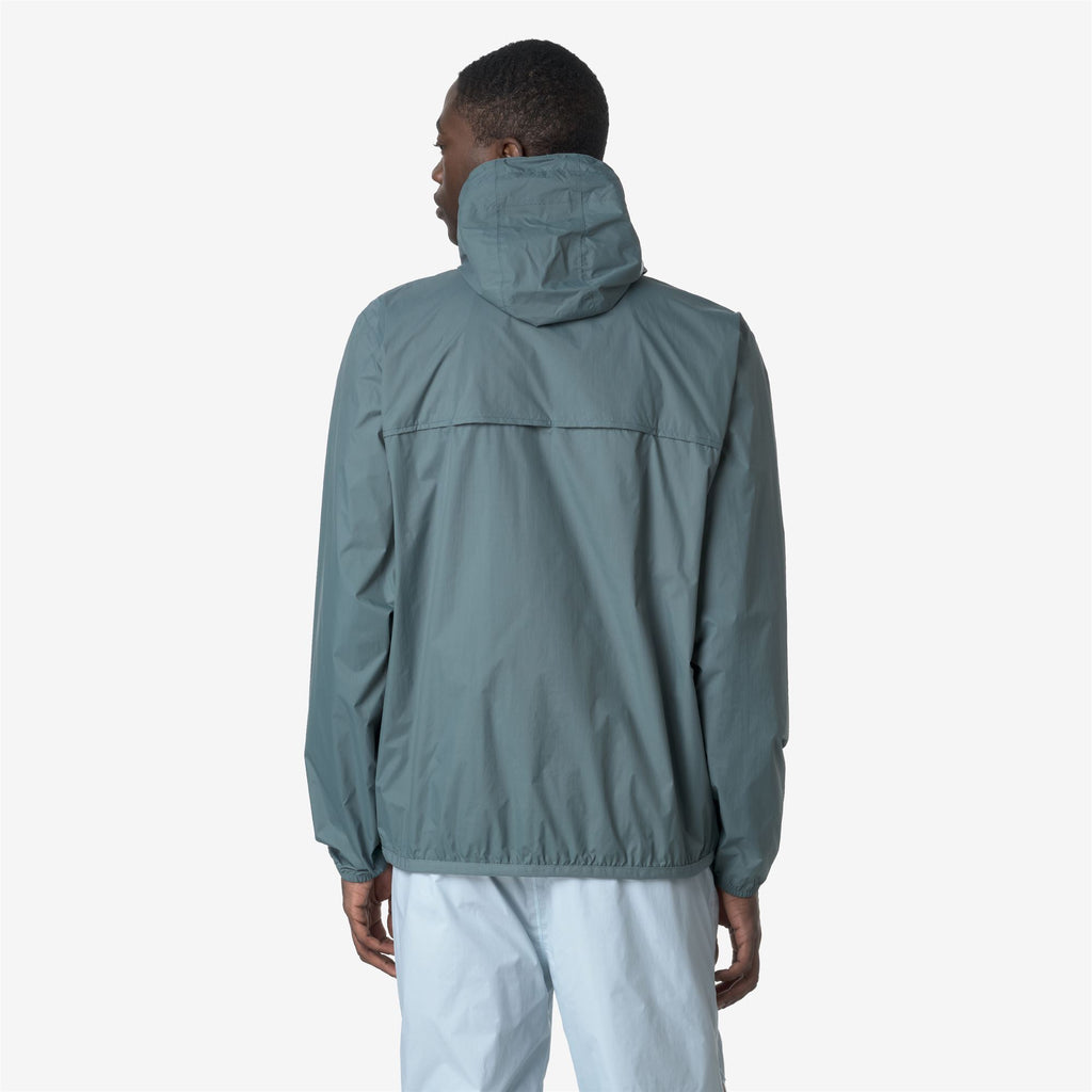 Jackets_UNISEX_LE VRAI 4.0 LEON_Mid_Green Iron - Commercial 6