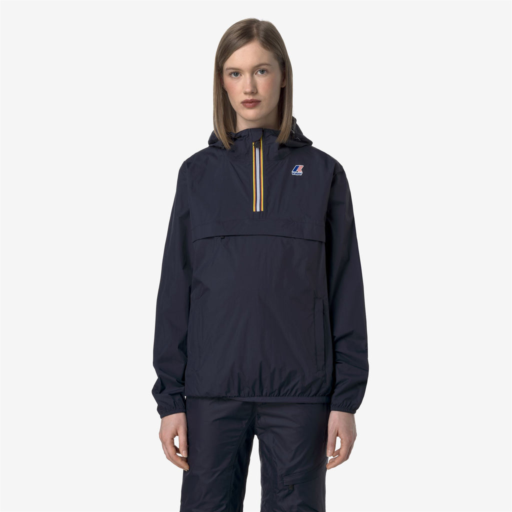 Jackets_UNISEX_LE VRAI 4.0 LEON_Mid_Blue Depth - Commercial 4