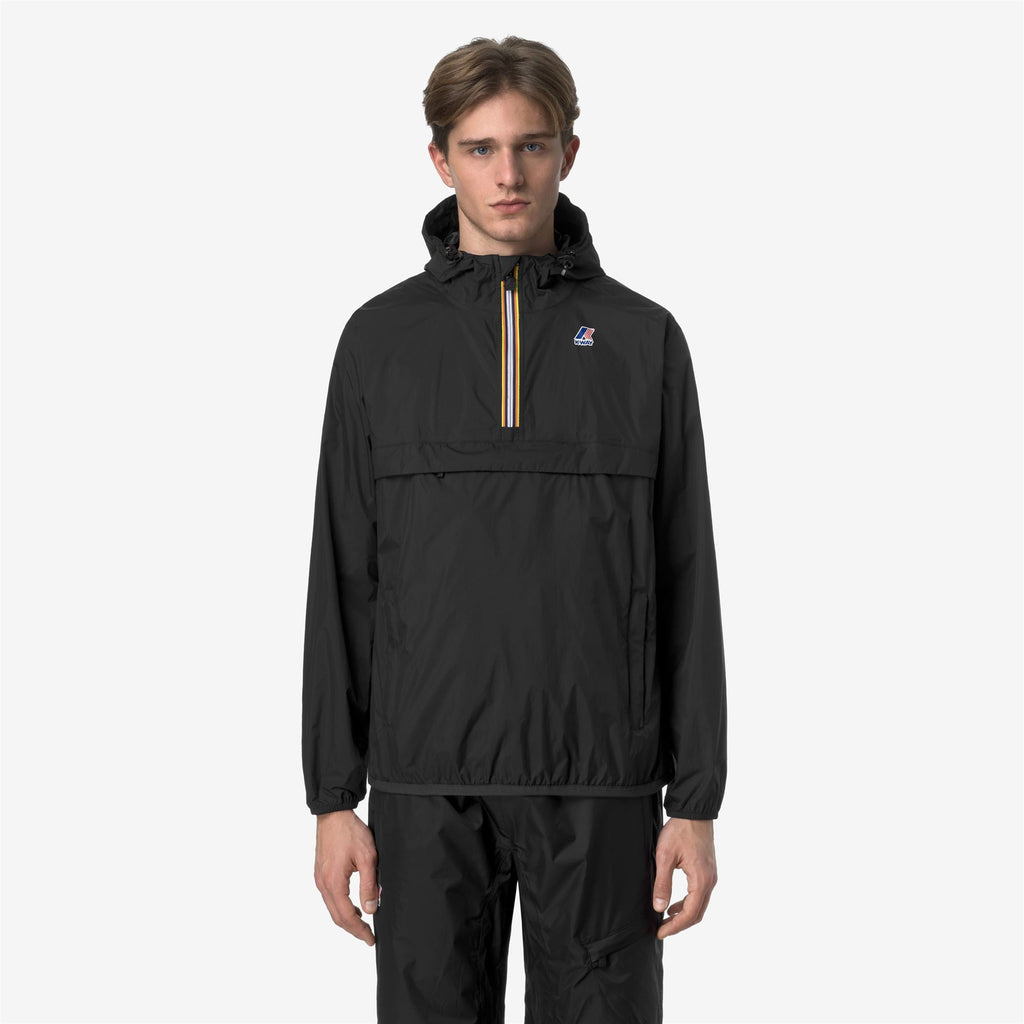 Jackets_UNISEX_LE VRAI 4.0 LEON_Mid_Black Pure - Commercial 4