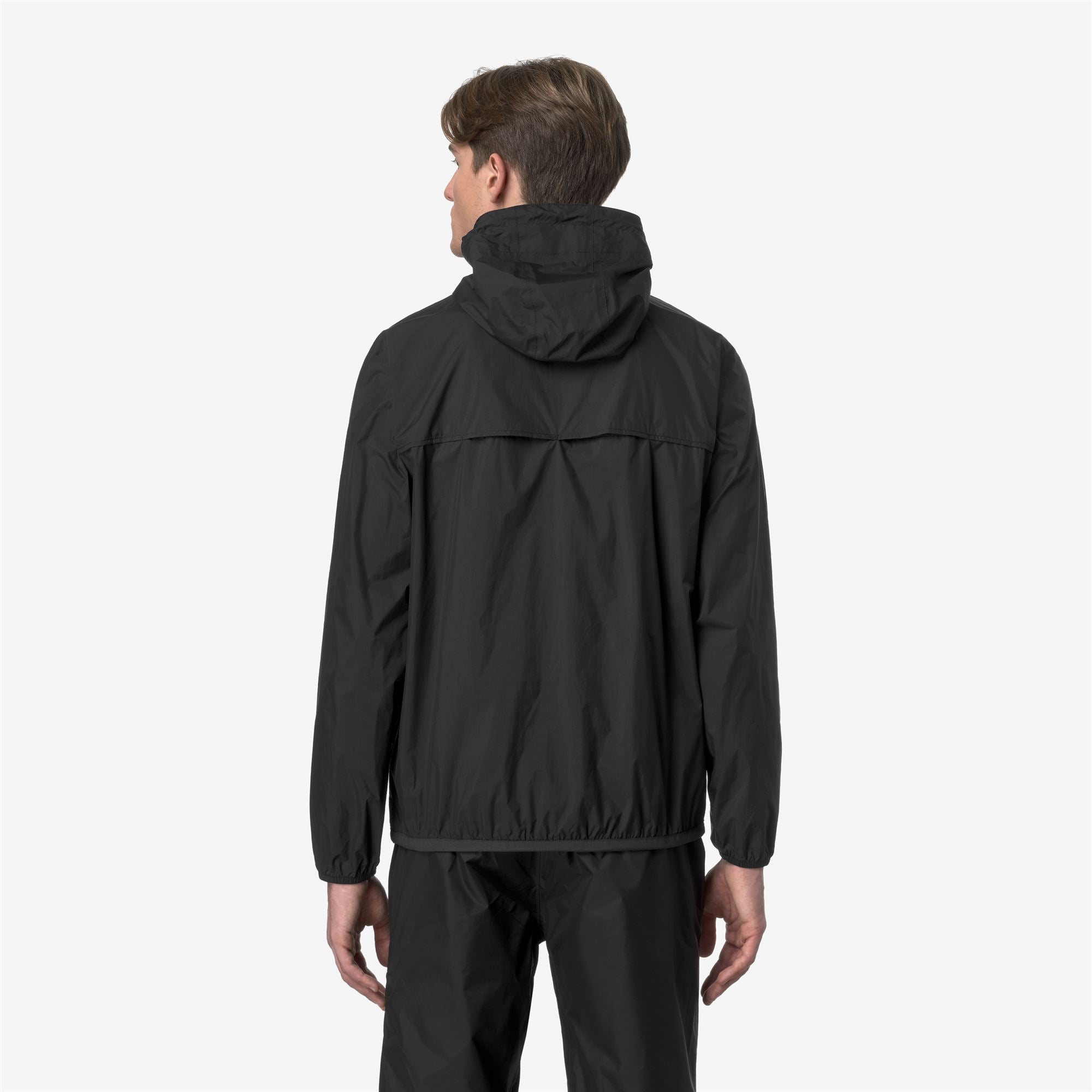 Jackets_UNISEX_LE VRAI 4.0 LEON_Mid_Black Pure - Commercial 6