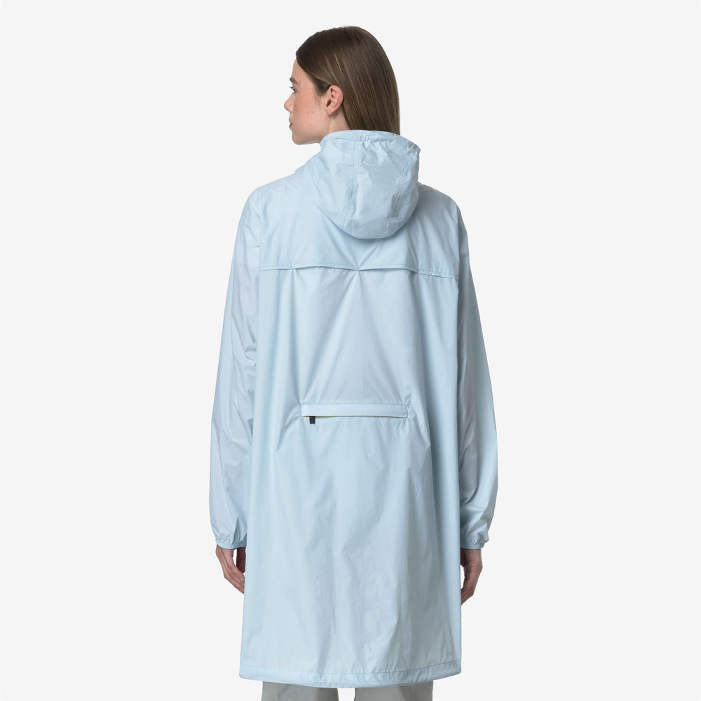 Chaqueta impermeable larga plegable unisex azul con características a prueba de viento 02