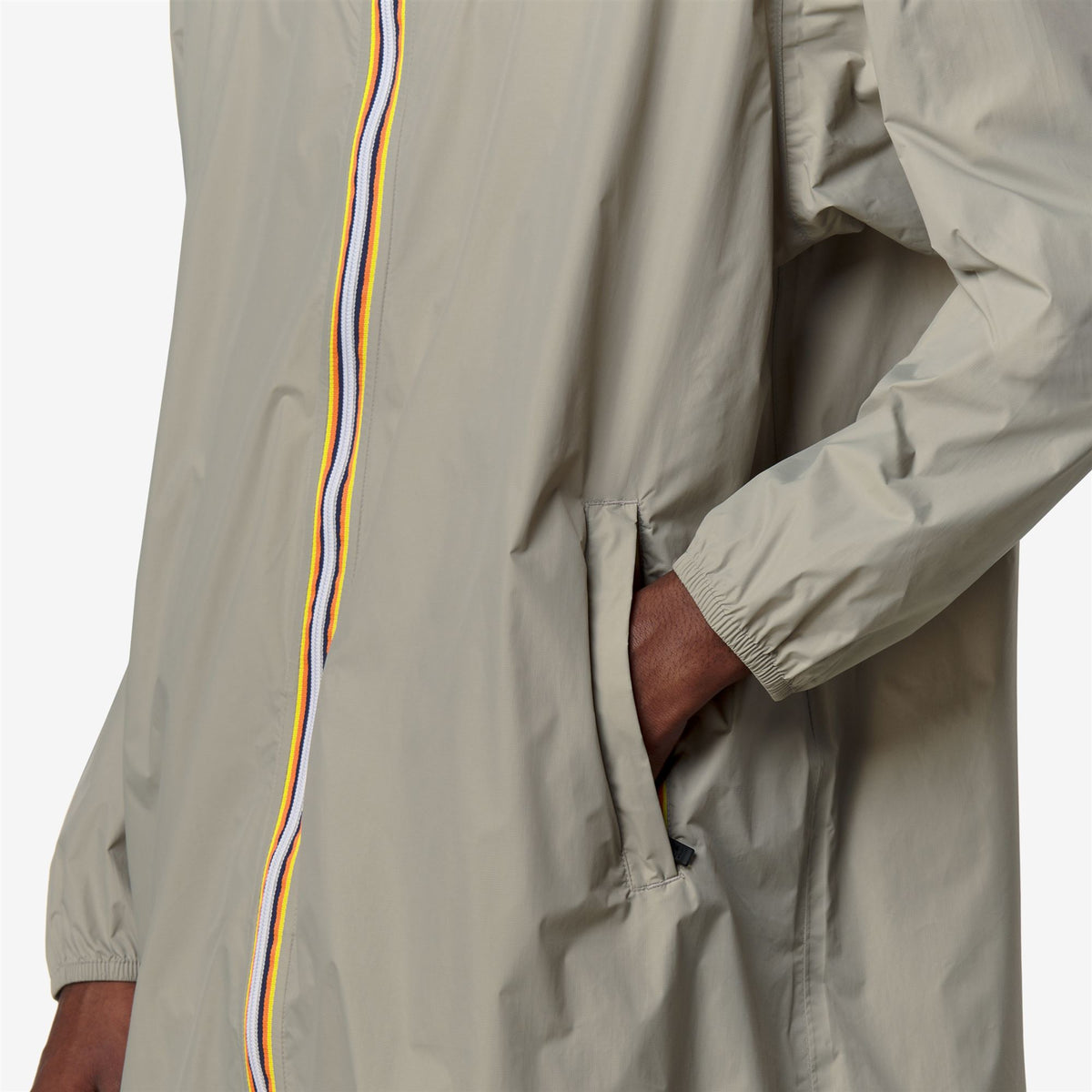 Jackets_UNISEX_LE VRAI 4.0 EIFFEL EAST_Long_Green Oak - Commercial 7