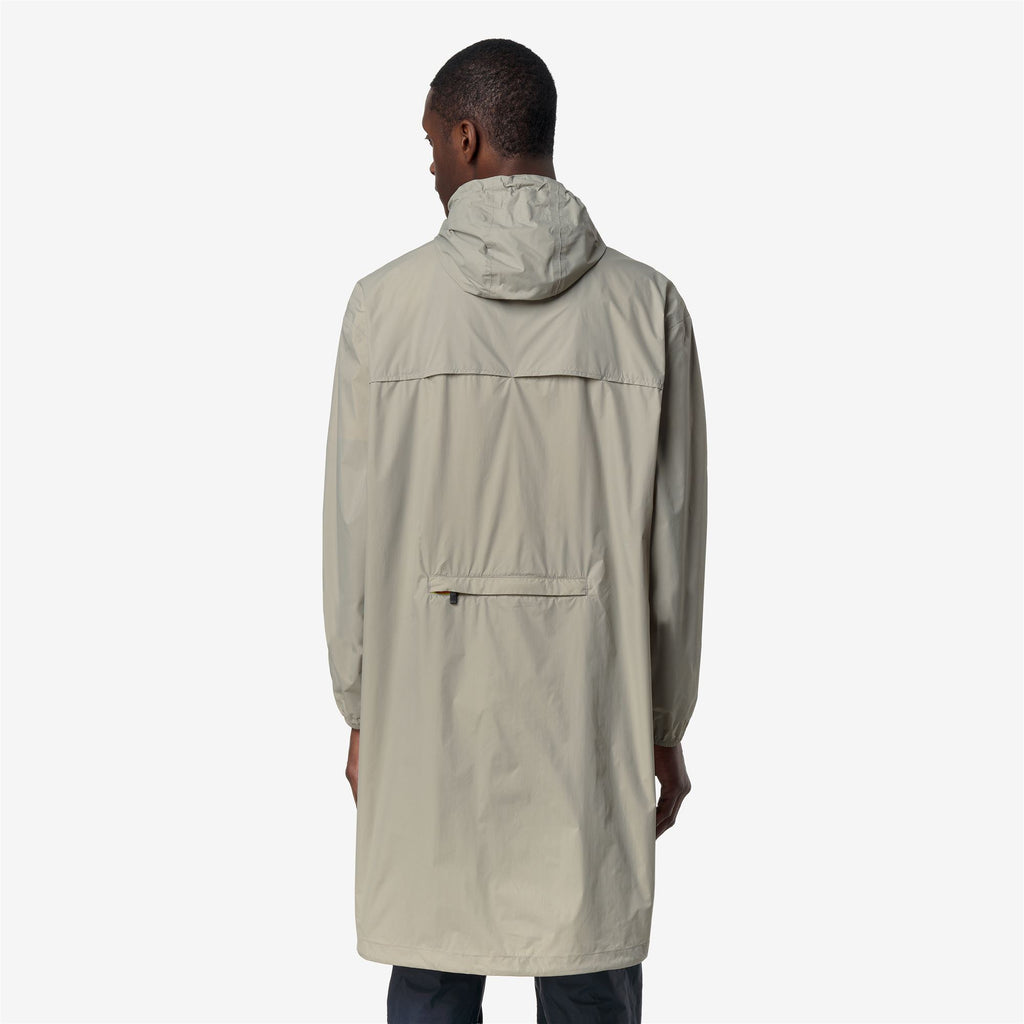 Jackets_UNISEX_LE VRAI 4.0 EIFFEL EAST_Long_Green Oak - Commercial 6