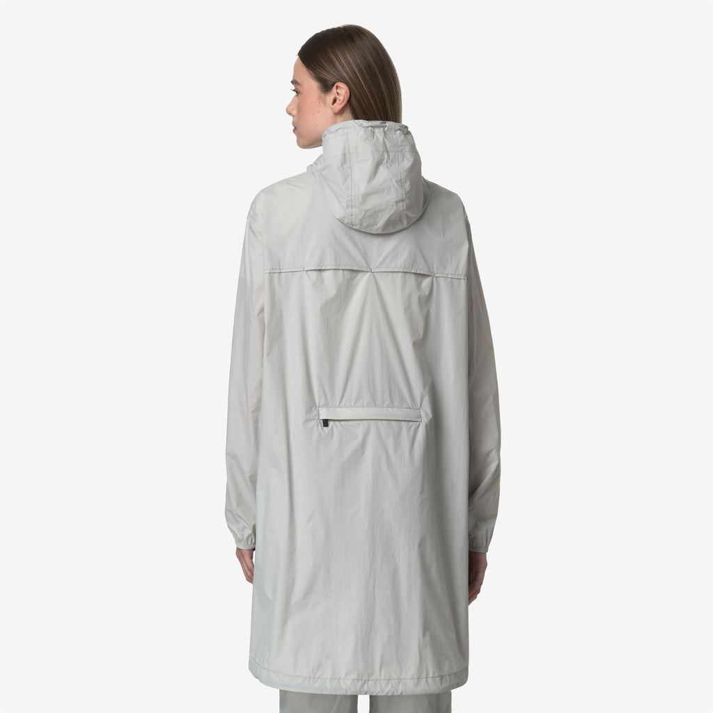 Jackets_UNISEX_LE VRAI 4.0 EIFFEL EAST_Long_BEIGE LT - Commercial 6
