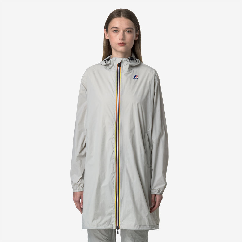Jackets_UNISEX_LE VRAI 4.0 EIFFEL EAST_Long_BEIGE LT - Commercial 4