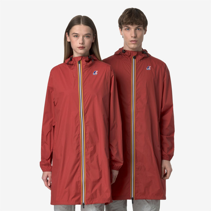 Impermeable largo plegable unisex rojo con tejido transpirable 3