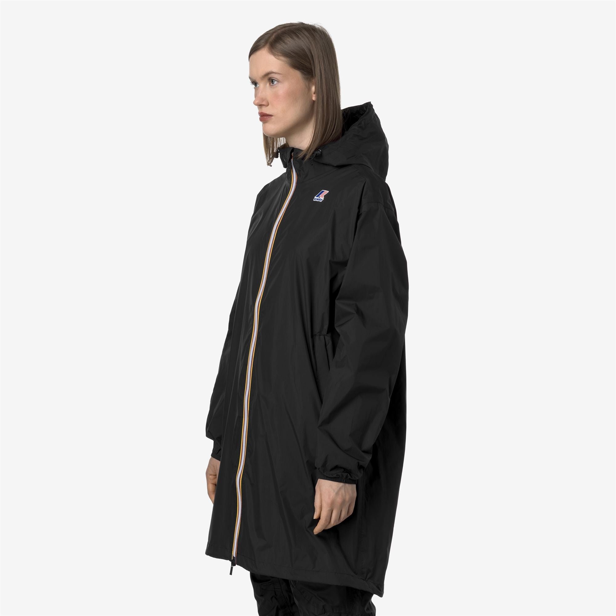 Jackets_UNISEX_LE VRAI 4.0 EIFFEL EAST_Long_Black Pure - Commercial 4