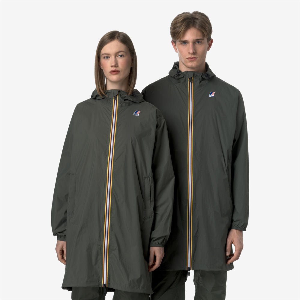 Blackish green Unisex Long Packable Rain Jacket with Recycled Nylon 02