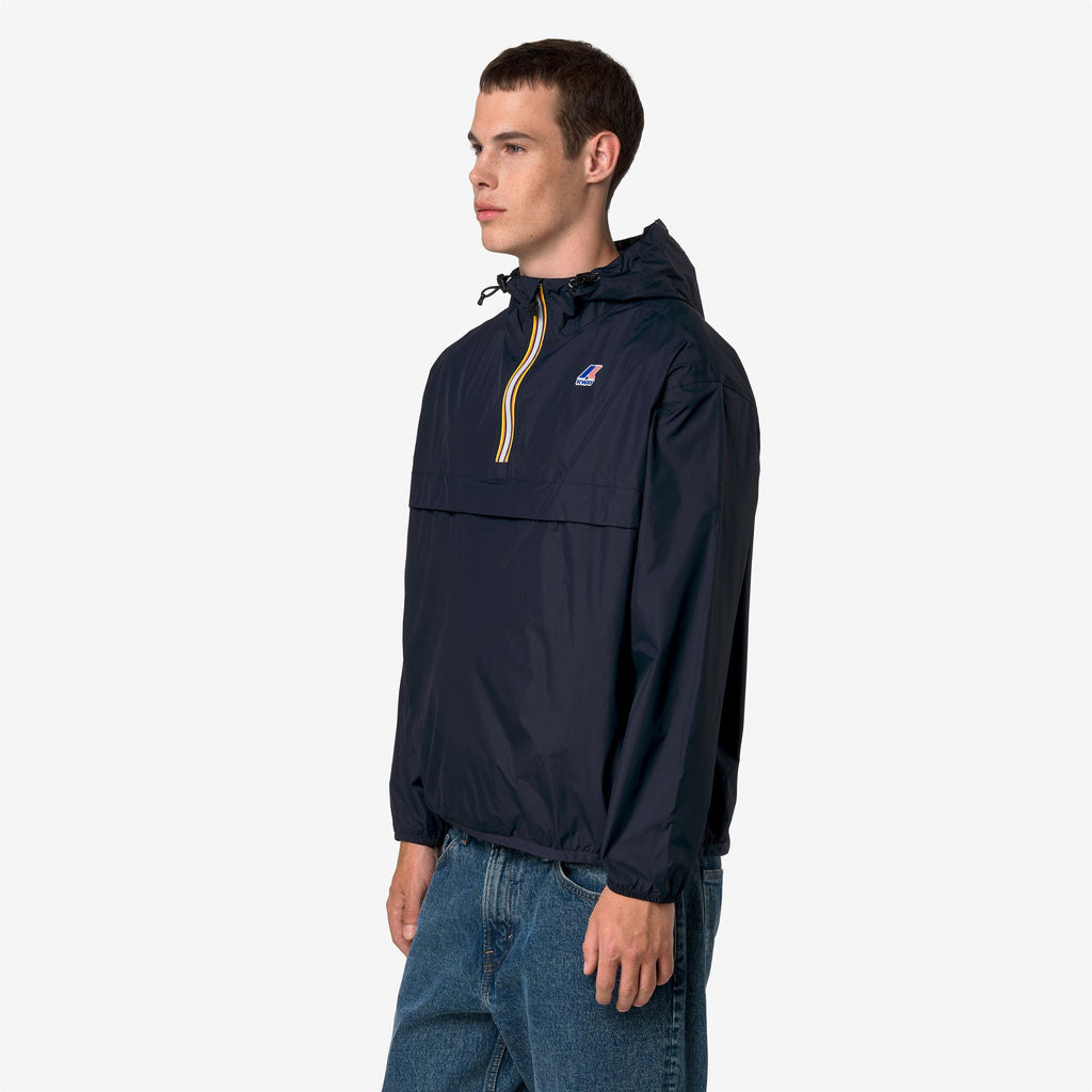 Jackets_UNISEX_LE VRAI 4.0 LEON EAST_Short_Blue Depth - Commercial 5