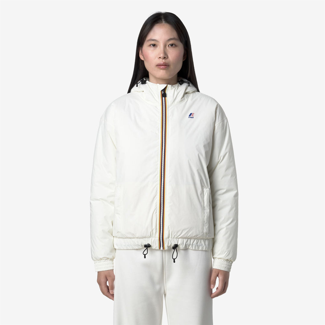 Chaqueta corta impermeable blanca para mujer con forro de sherpa main