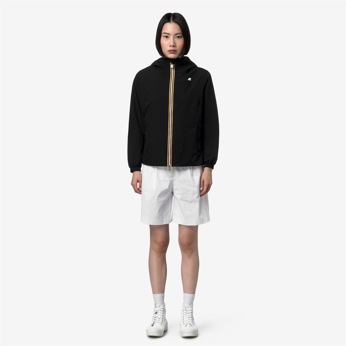 Jackets_Woman_LIL 2.0 STRETCH POLY JERSEY_Short_Black Pure - Black Pure - Commercial 4