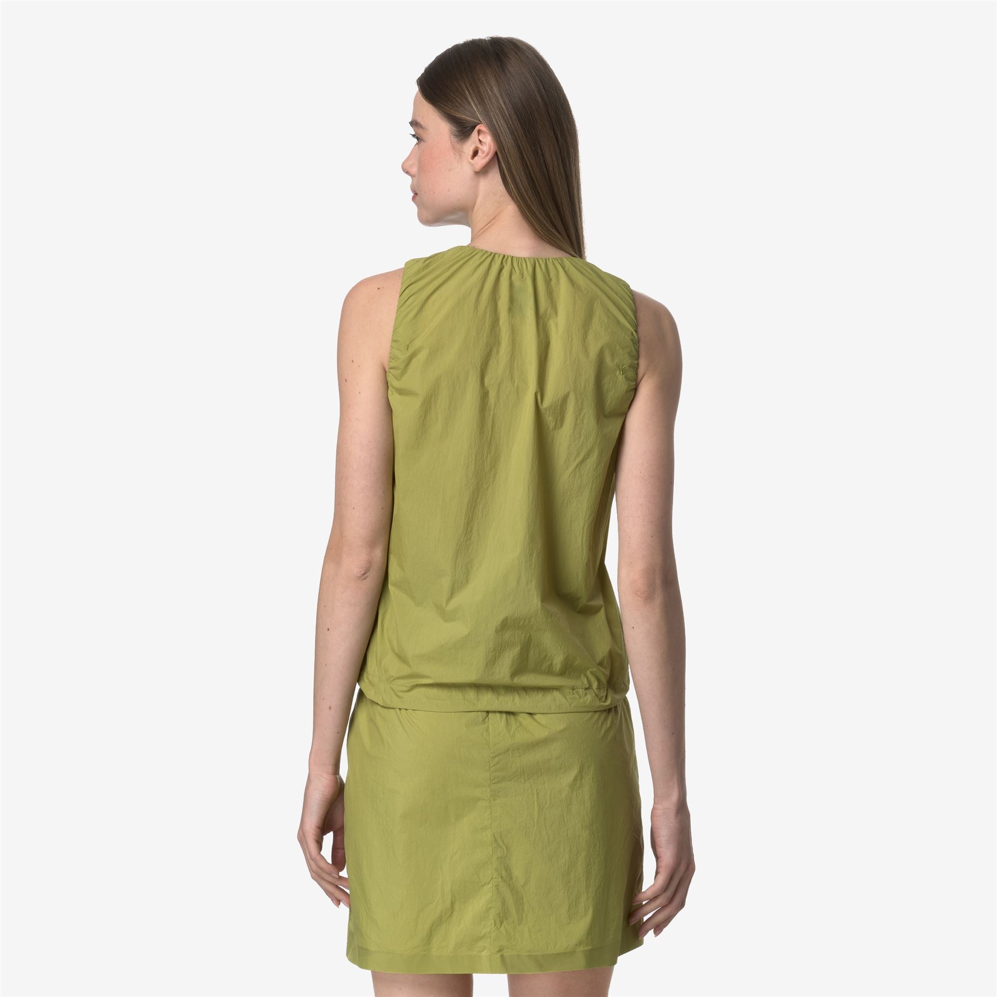 T-Shirts & Top_WOMAN_ALIZE_Top_Green Moss - Commercial 6