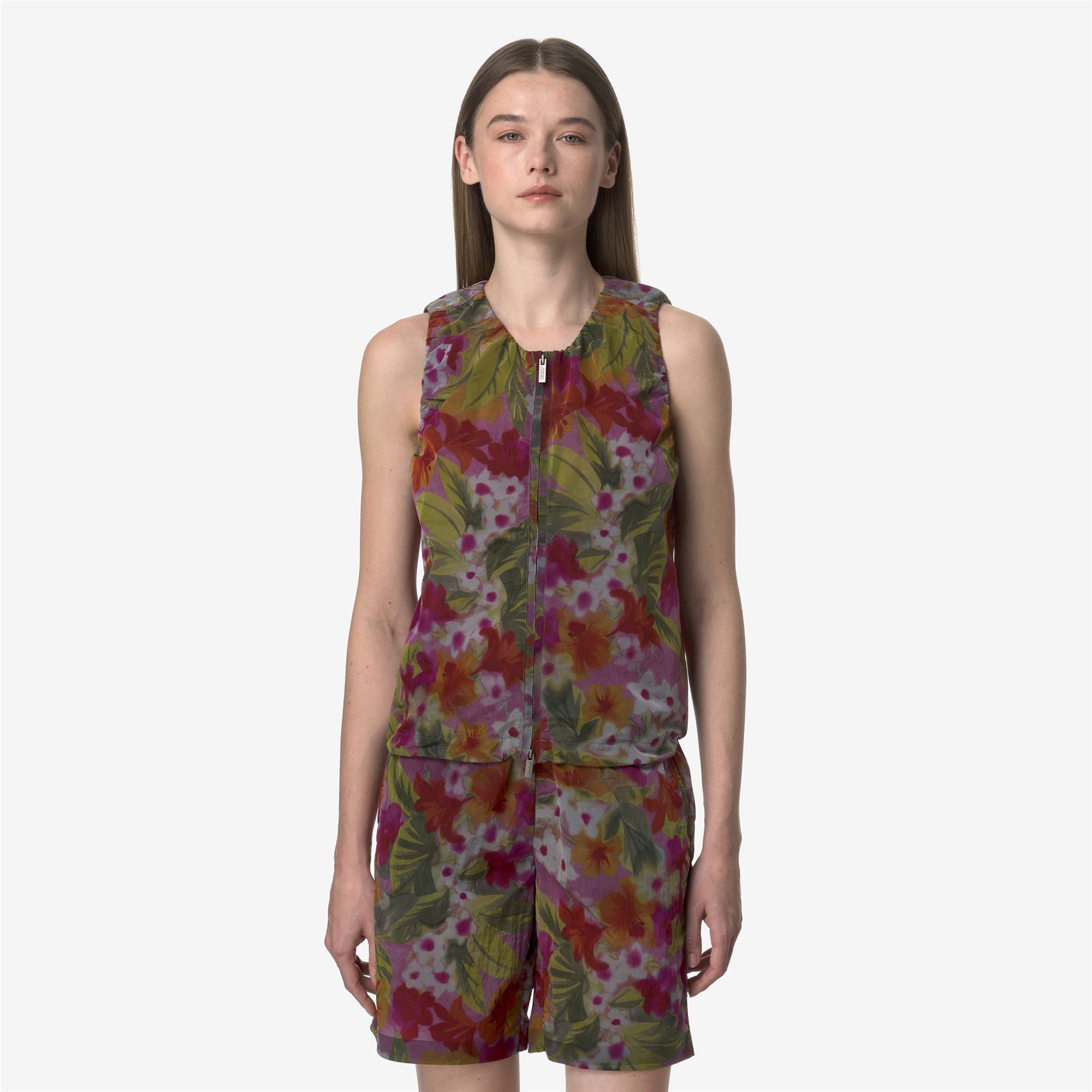 T-Shirts & Top_WOMAN_ALIZE PRINT_Top_FLORAL PRINT - Commercial 4