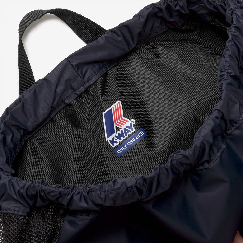Bags_UNISEX_EVIAN_Backpack_Blue Depth - Commercial 3