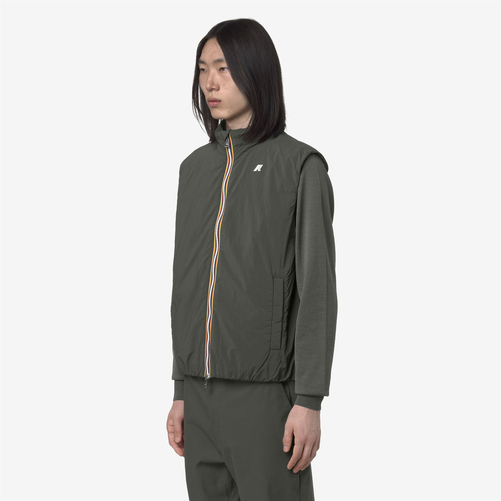 Jackets_MAN_VALEN PLAIN WARM_Vest_GREEN BLACKISH - Commercial 5
