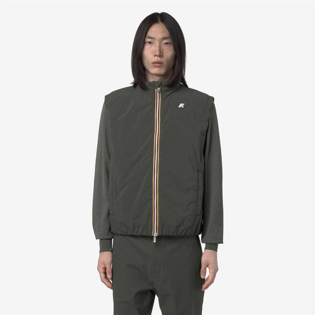 Jackets_MAN_VALEN PLAIN WARM_Vest_GREEN BLACKISH - Commercial 4