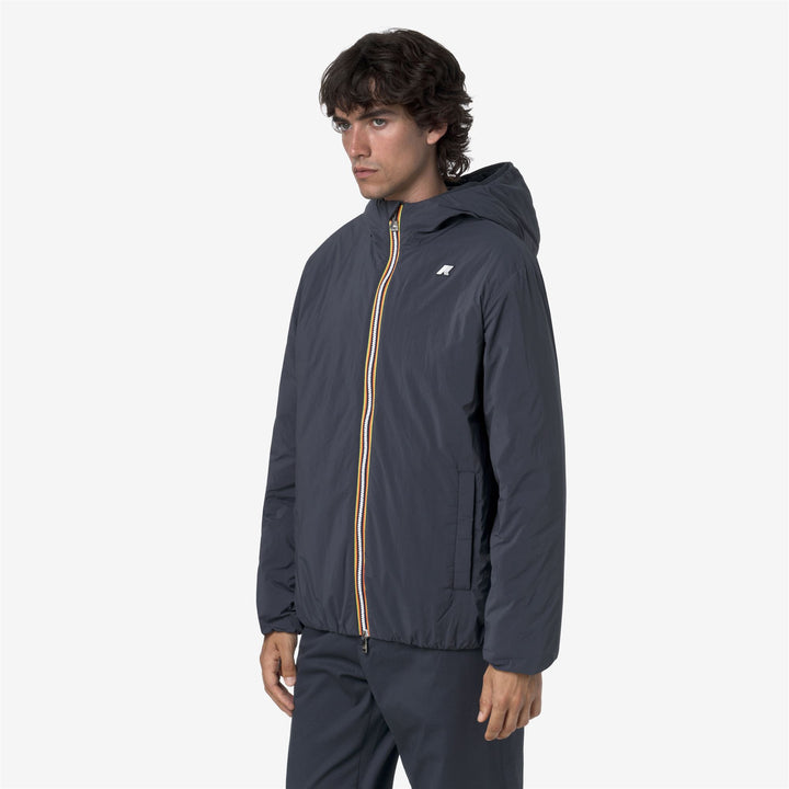Chaqueta corta aislante azul Airforce para hombre con acolchado Primaloft 4