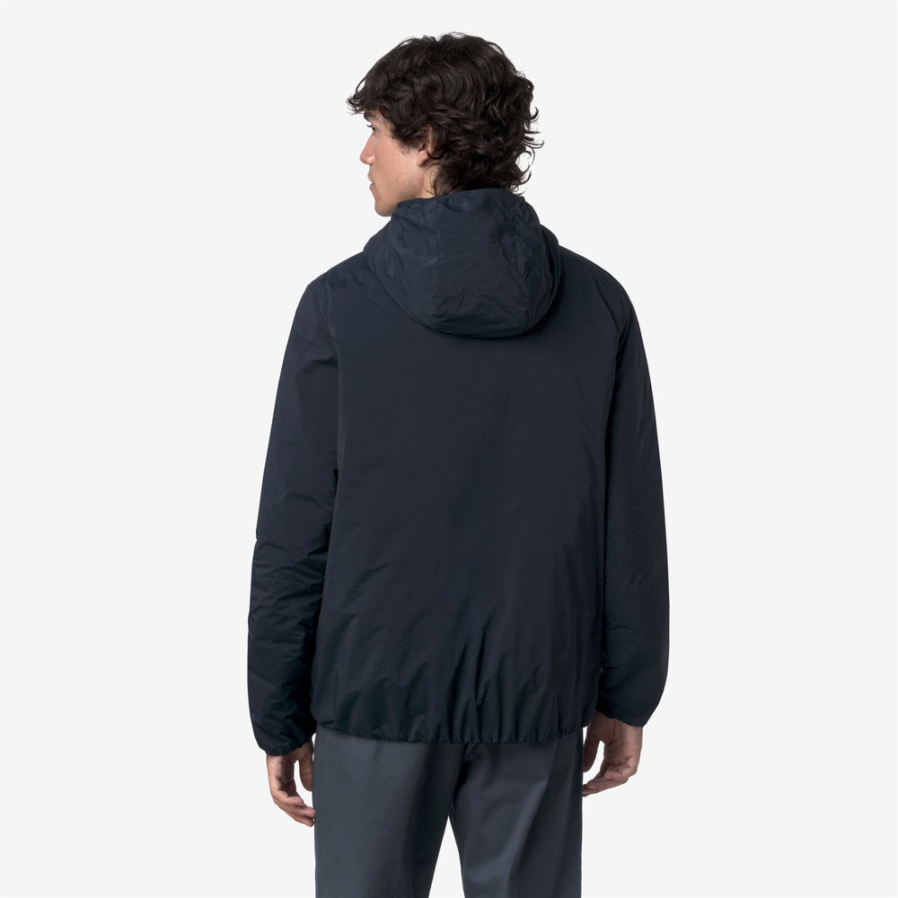 Chaqueta corta aislante azul para hombre con acolchado ecológico 02