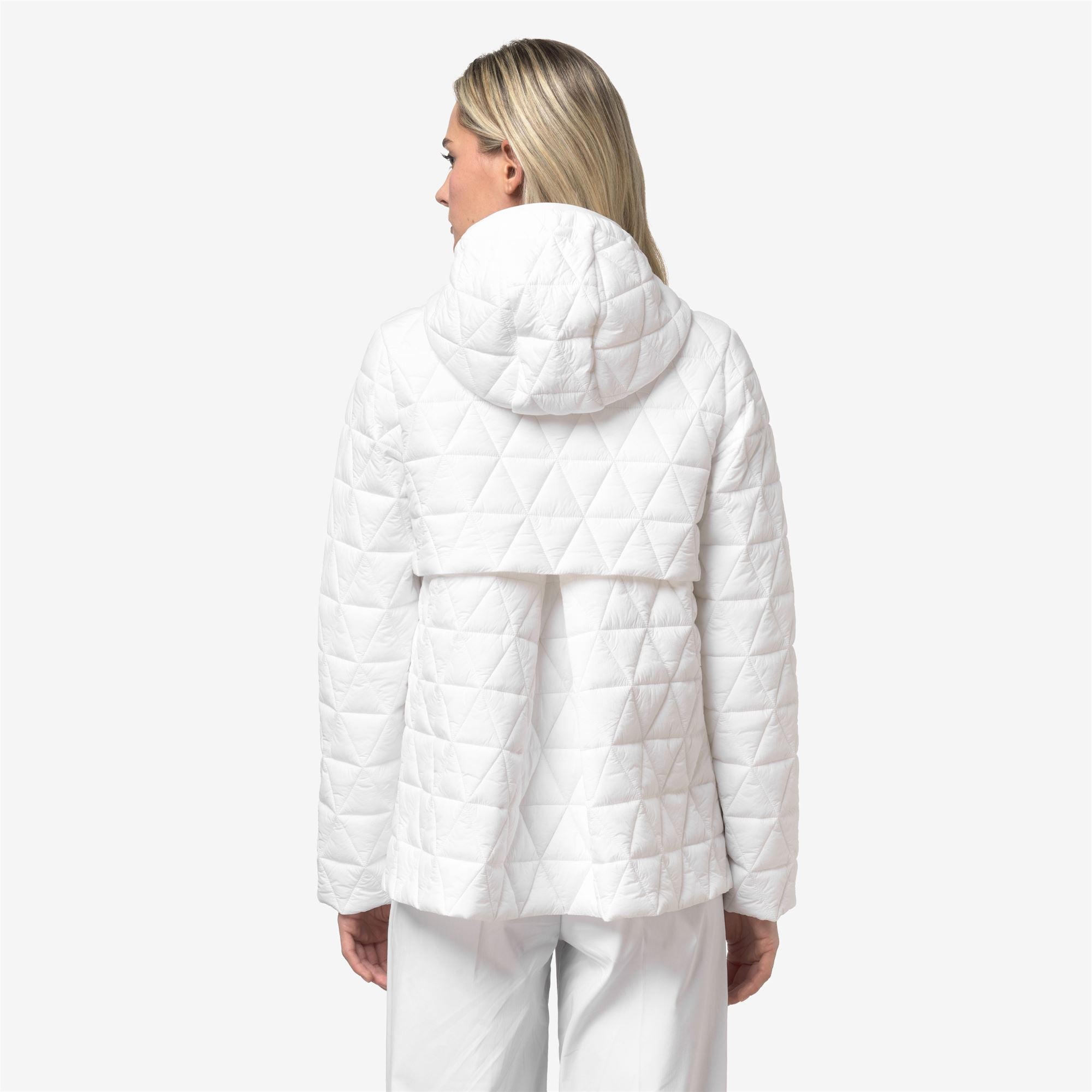 Jackets_Woman_MADLAINE DIAMOND QUILTED WARM_Short_White - White - Commercial 6