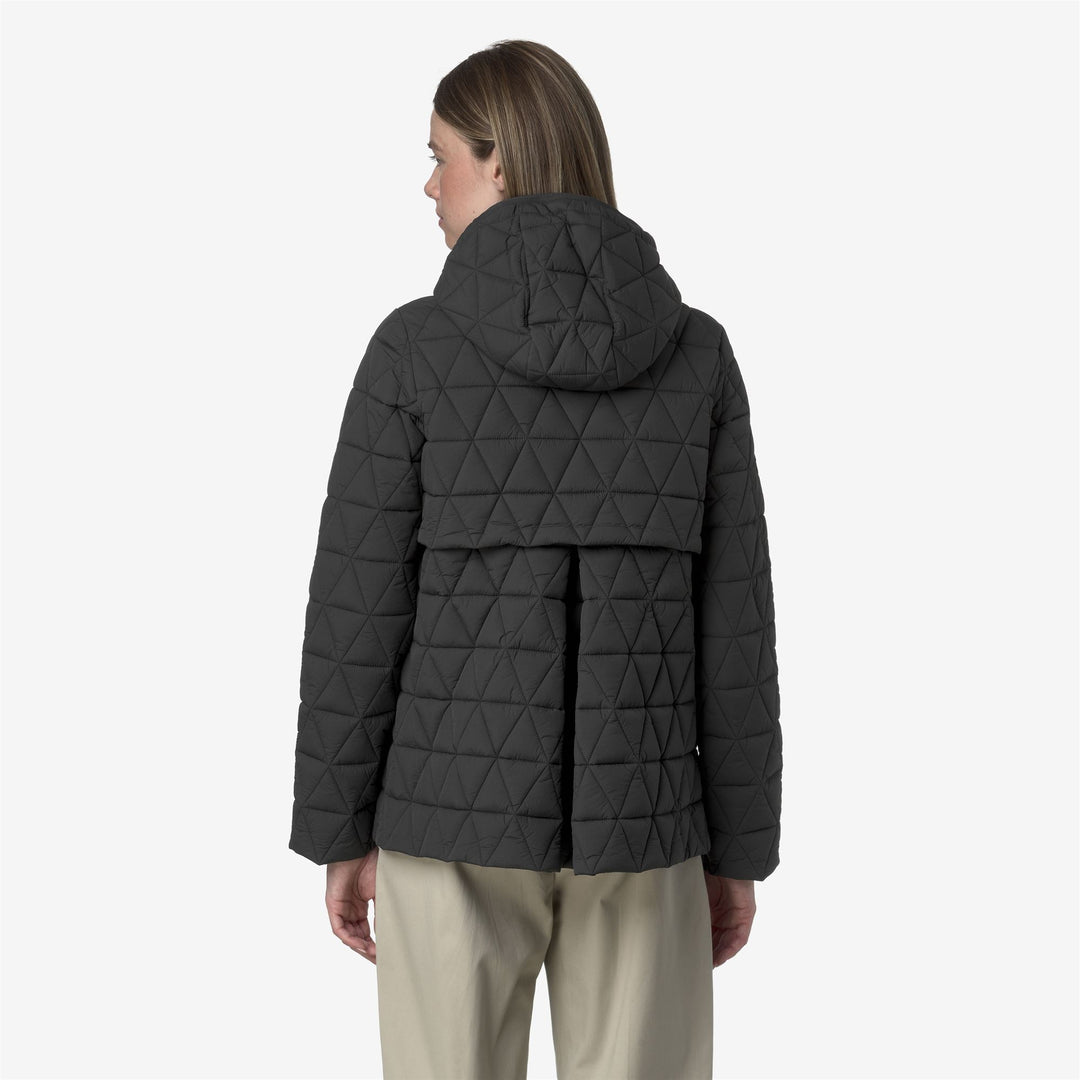 Chaqueta corta acolchada gris para mujer con capucha y relleno Primaloft main