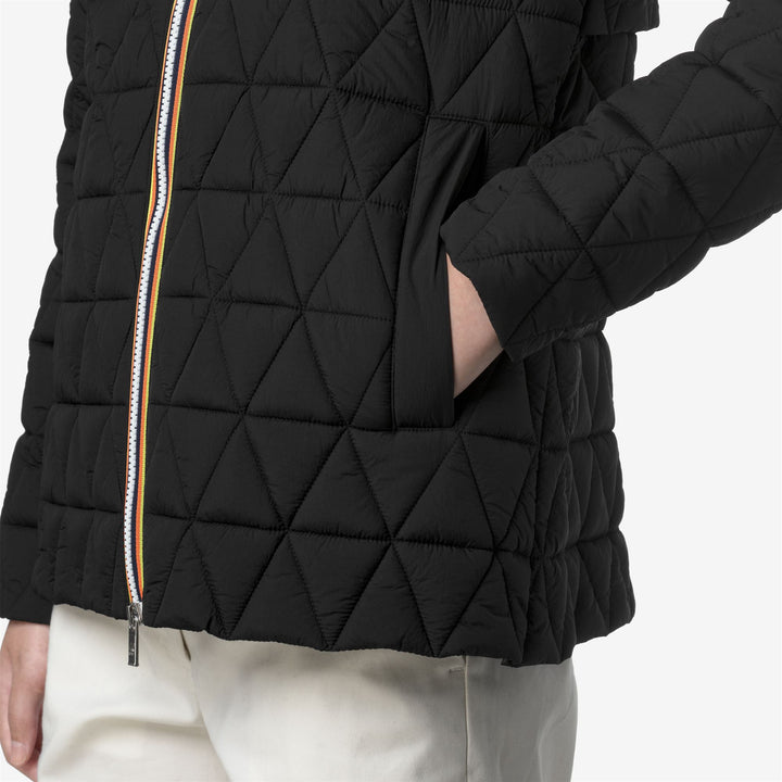 Chaqueta corta acolchada negra para mujer con relleno Primaloft 2