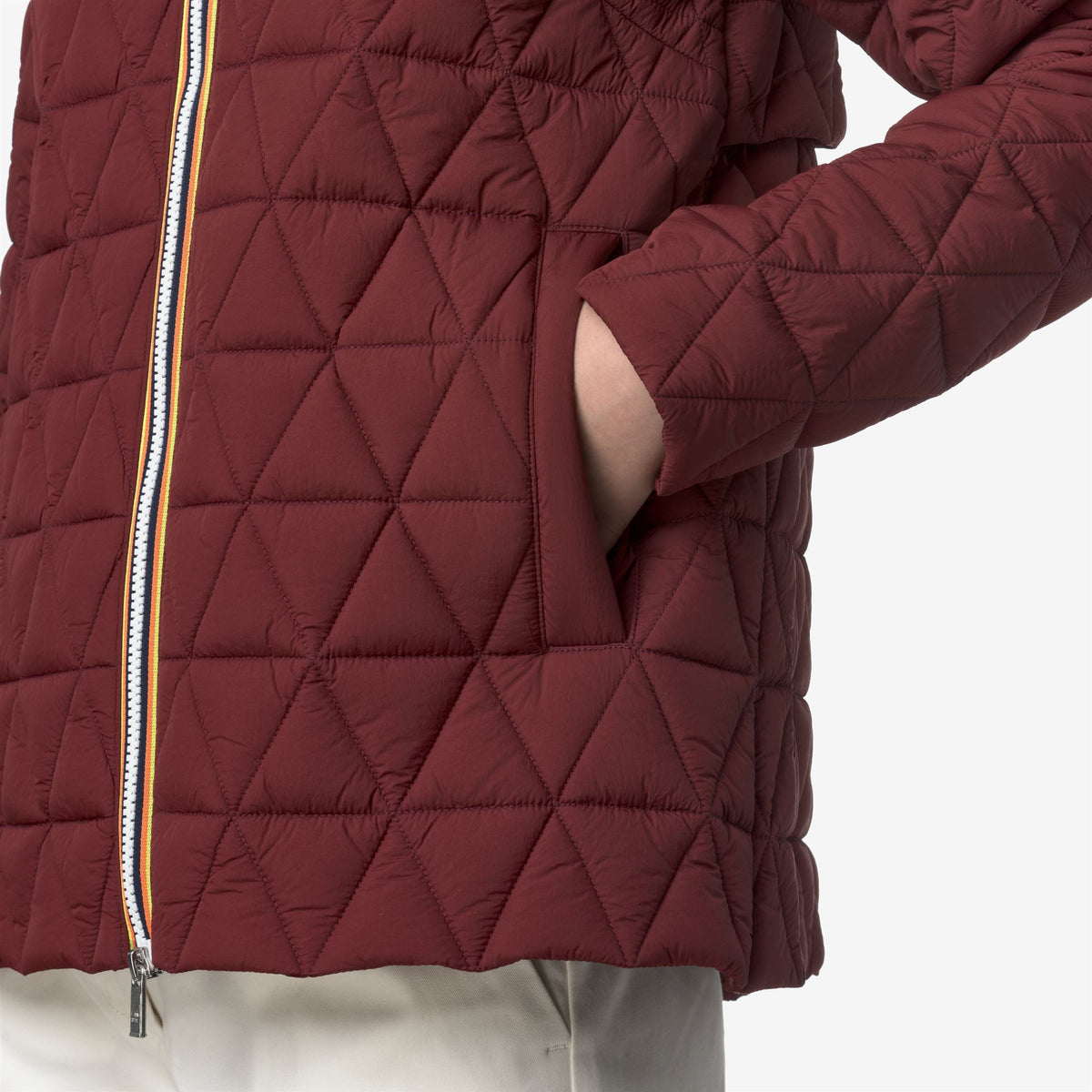 Jackets_WOMAN_MADLAINE DIAMOND QUILTED WARM_Short_Red Syrah - Commercial 7