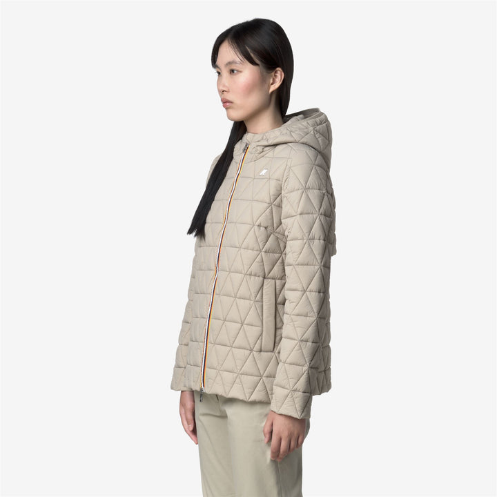 Chaqueta corta acolchada beige para mujer con capucha y relleno Primaloft 4