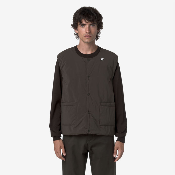 Chaleco aislante ecológico de color oliva negro para hombre 3