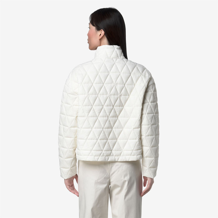 Chaqueta acolchada corta blanca para mujer con relleno reciclado 5