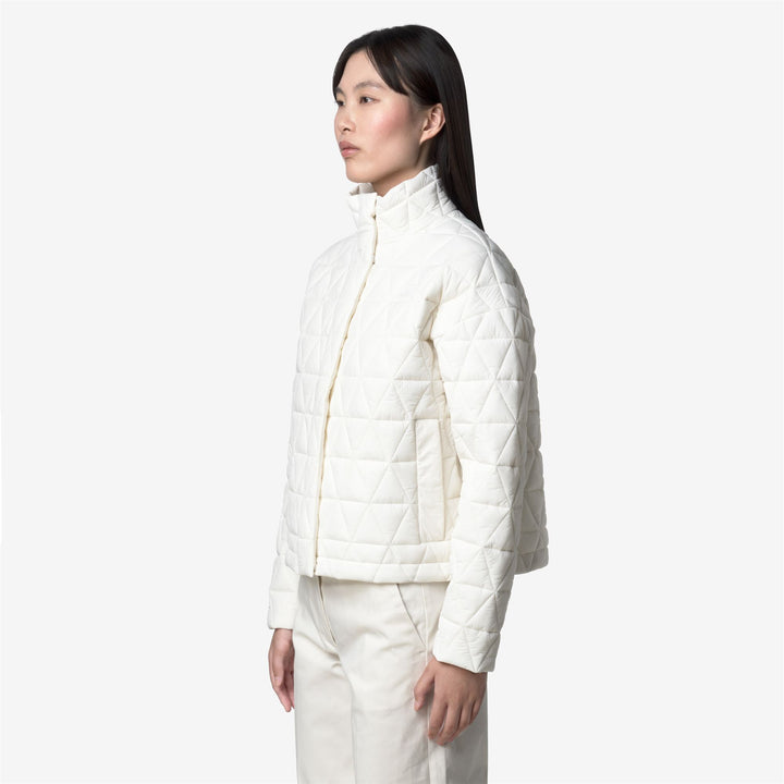 Chaqueta acolchada corta blanca para mujer con relleno reciclado 4