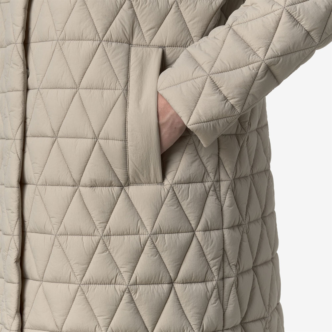 Chaqueta acolchada larga beige para mujer con aislamiento PrimaLoft main