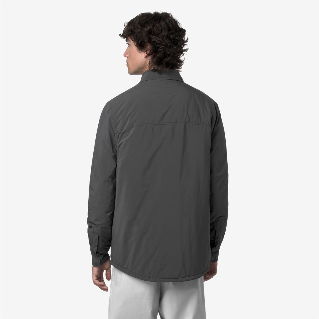 Chaqueta corta aislante gris para hombre con acolchado ecológico main