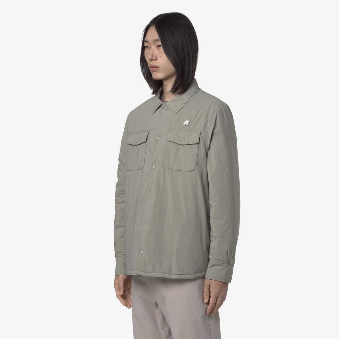 Chaqueta corta aislante ecológica para hombre de Green Oak main