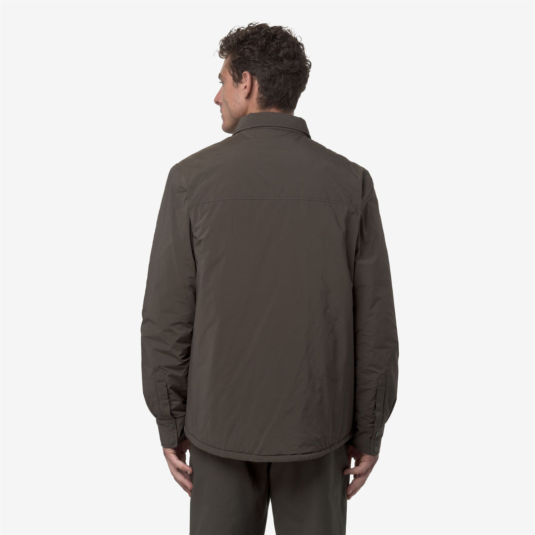 Chaqueta corta de hombre color oliva negro para primavera e invierno main