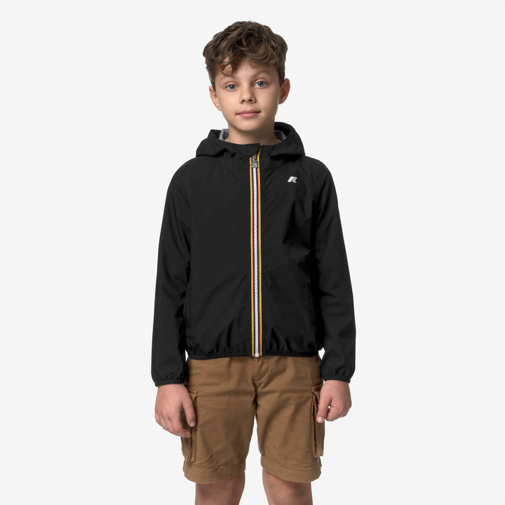 Giacca Impermeabile Slim Fit per Ragazzi Nera e Grigia con Tessuto Elasticizzato 1