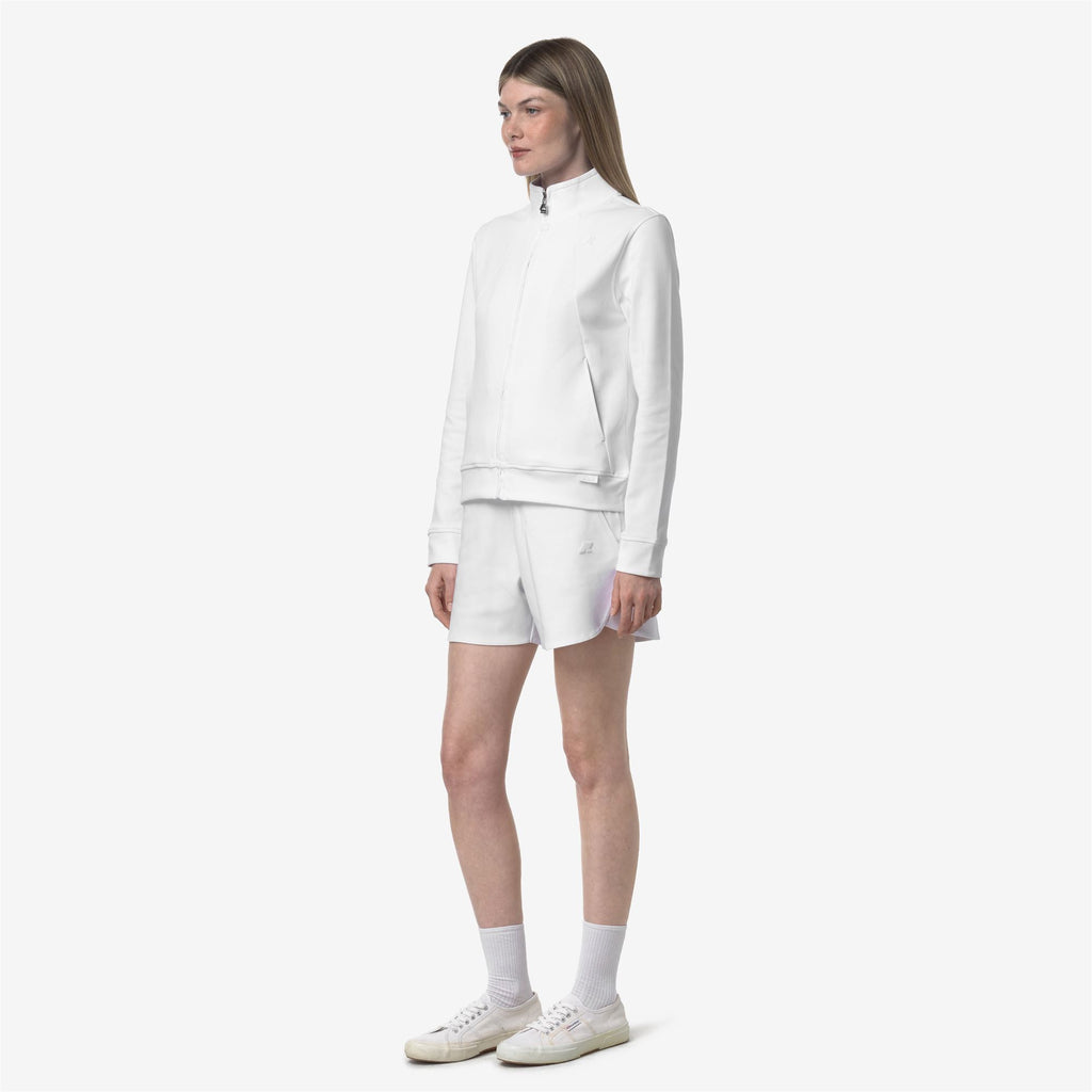 Shorts_WOMAN_OTIEZE INTERLOCK_Sport Shorts_White - Commercial 5