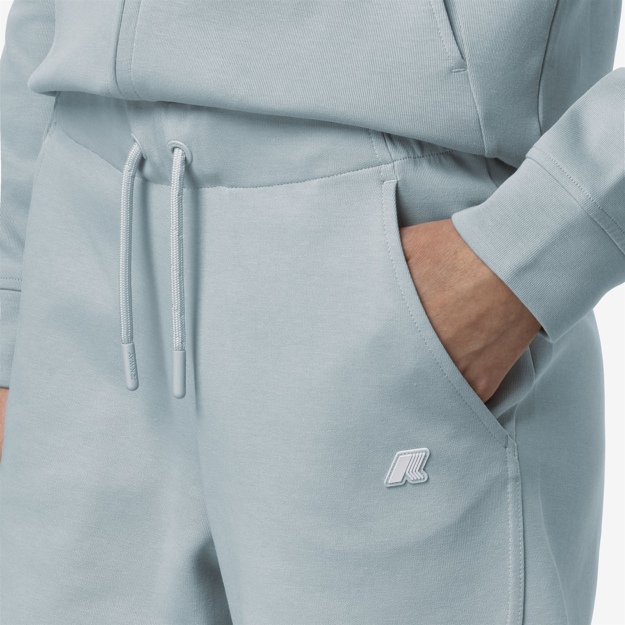 Shorts_WOMAN_OTIEZE INTERLOCK_Sport Shorts_Blue Baby - Commercial 7