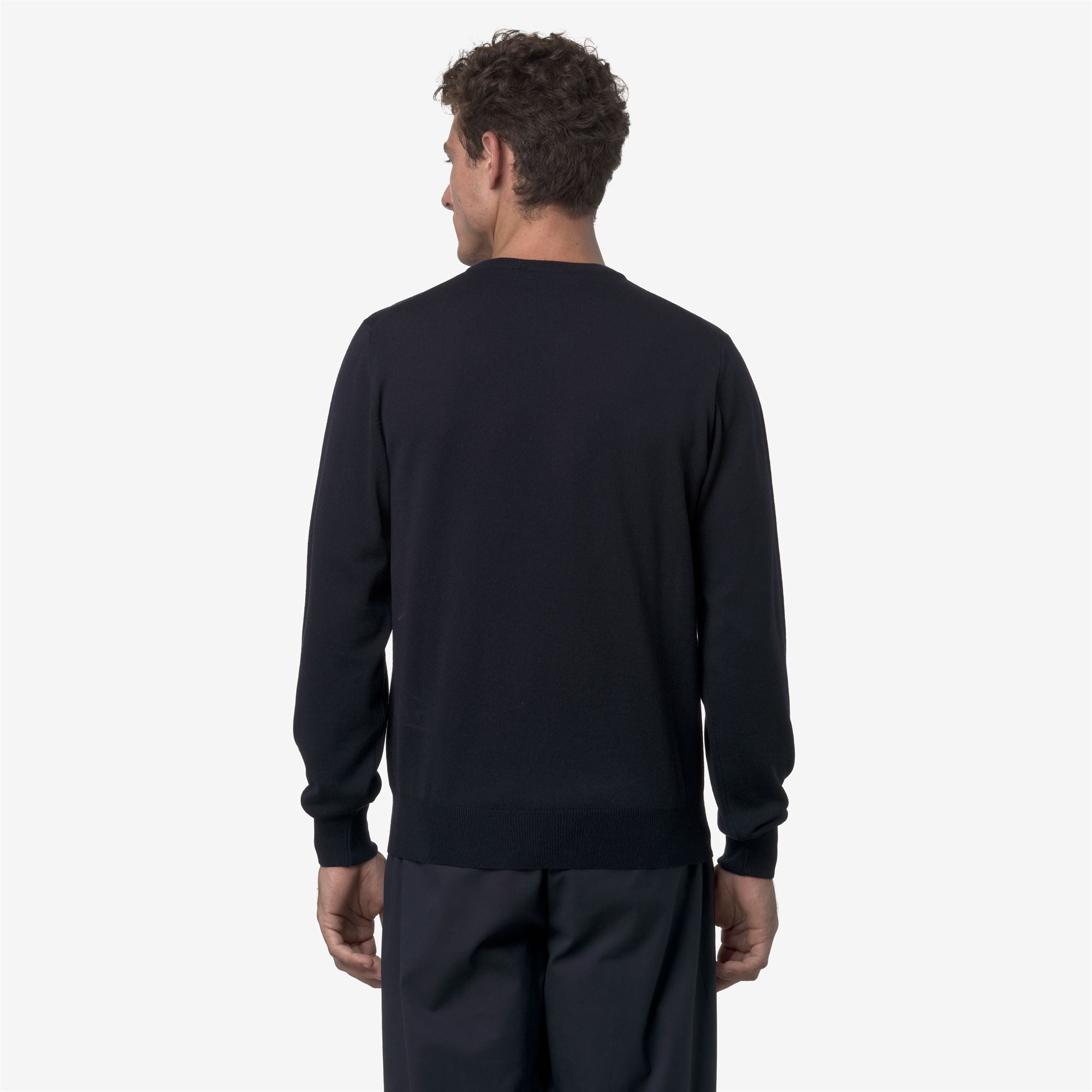 Knitwear_MAN_ANTOINE MERINO_Pull Over_Blue Depth - Commercial 6