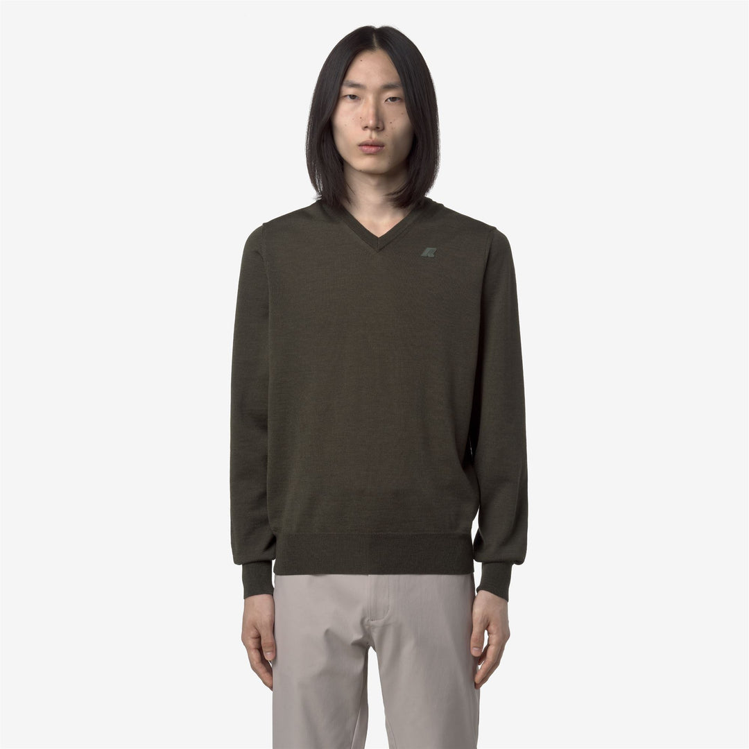 Green blackish Men's Merino Wool V-neck Pullover Sweater 01