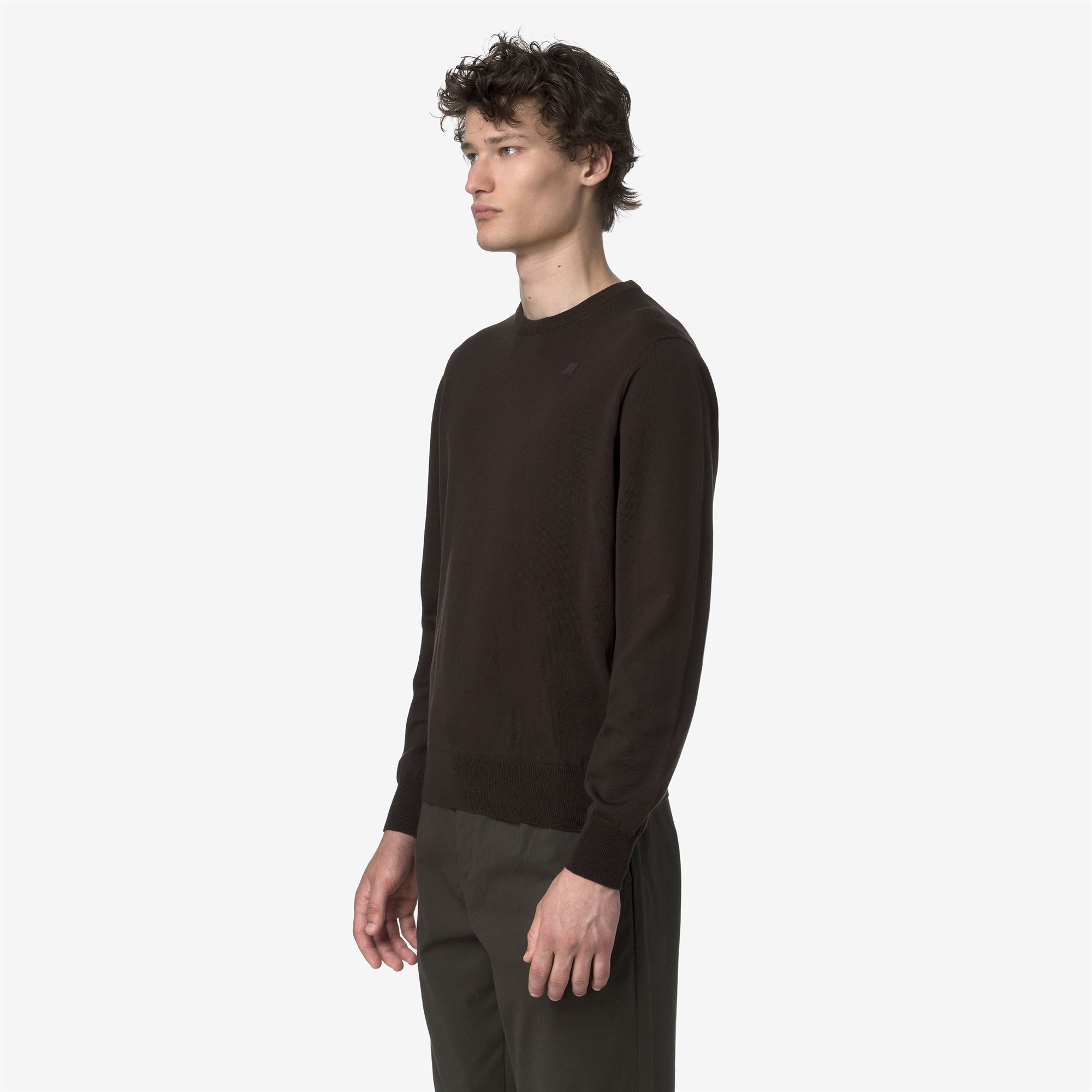 Knitwear_MAN_SEBASTIEN MERINO_Pull Over_Black Coffee - Commercial 5