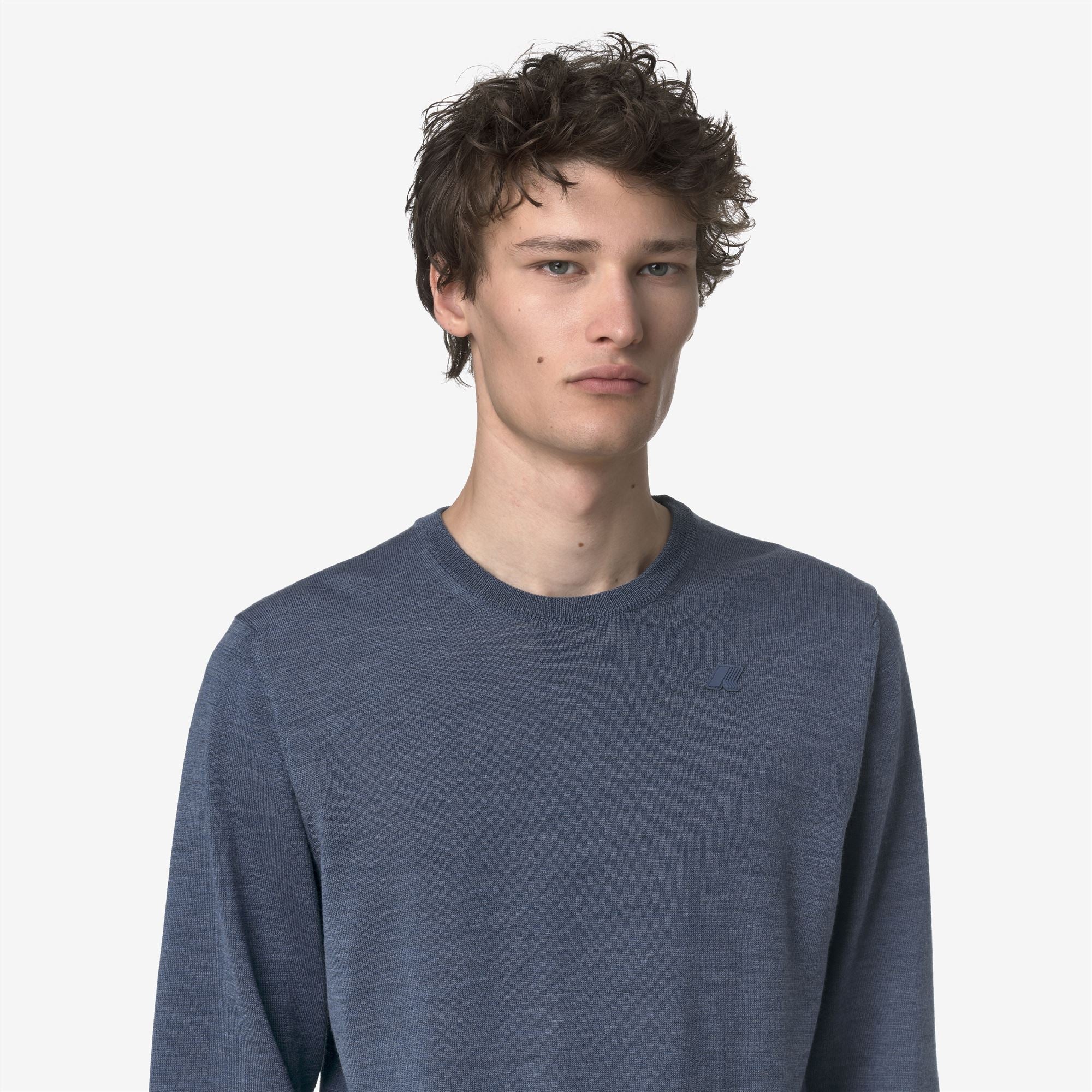 Knitwear_MAN_SEBASTIEN MERINO_Pull Over_Blue Avion Mel - Commercial 7