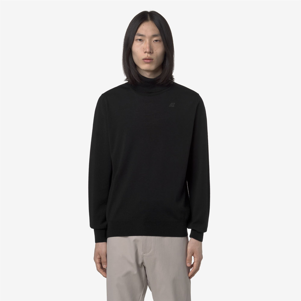Knitwear_MAN_HENRY MERINO_Pull Over_Black Pure - Commercial 4