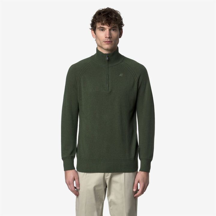 Polo de punto de lana de cachemira verde con media cremallera para hombre 3
