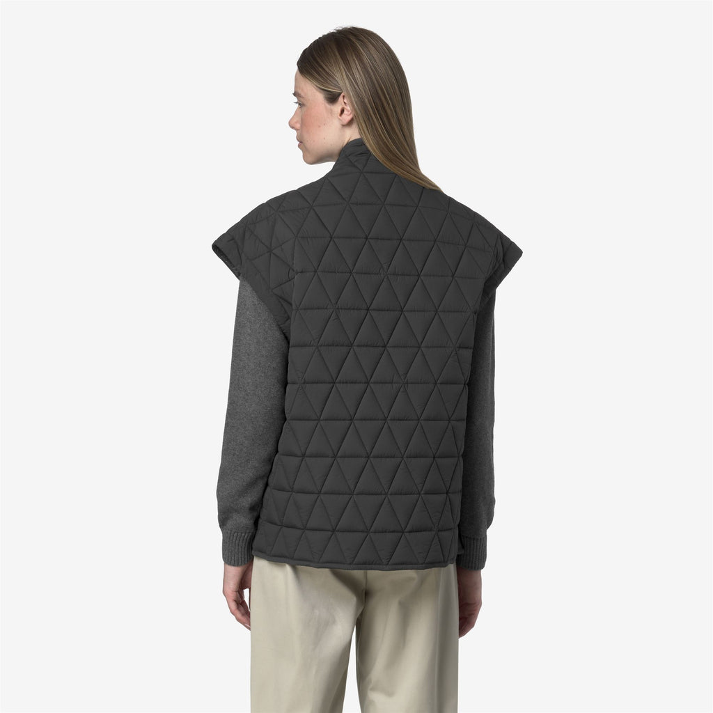 Jackets_WOMAN_SALOIRE DIAMOND QUILTED WARM AF_Short_Grey Shadow Dk - Commercial 6