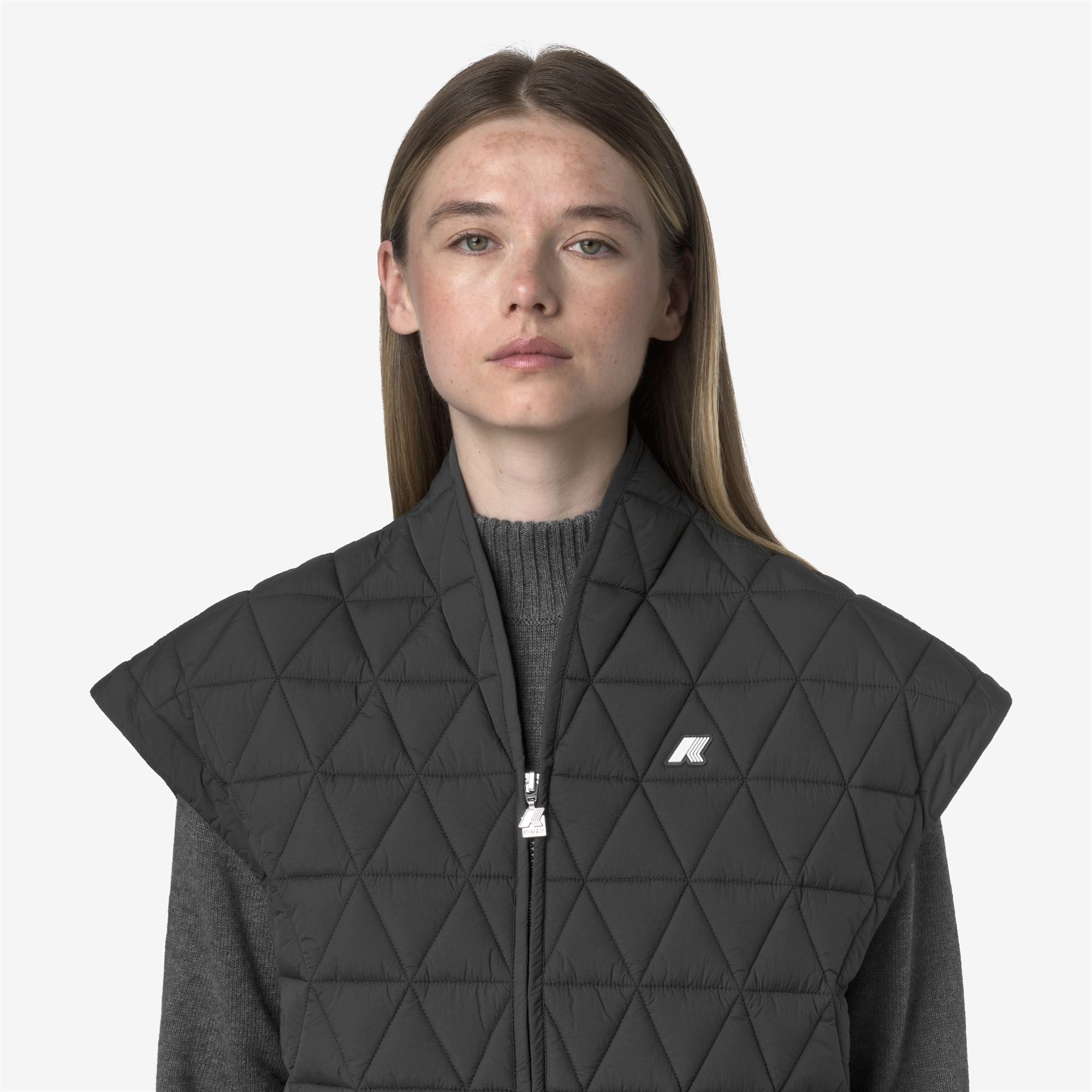 Jackets_WOMAN_SALOIRE DIAMOND QUILTED WARM AF_Short_Grey Shadow Dk - Commercial 7